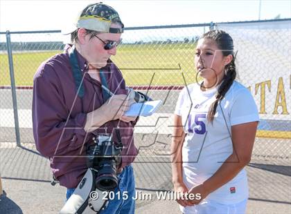 Thumbnail 2 in Round Valley vs. Blue Ridge (AIA Division 4 Final) photogallery.