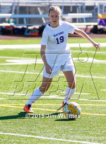 Thumbnail 3 in Round Valley vs. Blue Ridge (AIA Division 4 Final) photogallery.