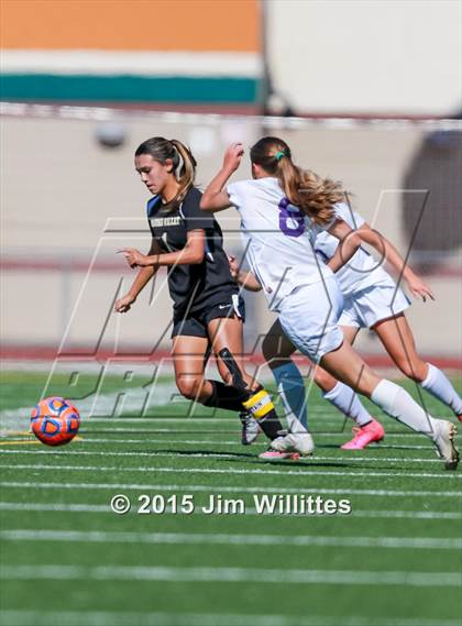 Thumbnail 2 in Round Valley vs. Blue Ridge (AIA Division 4 Final) photogallery.