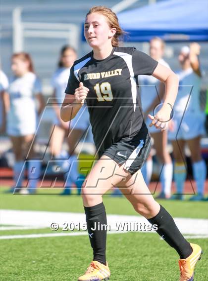 Thumbnail 1 in Round Valley vs. Blue Ridge (AIA Division 4 Final) photogallery.