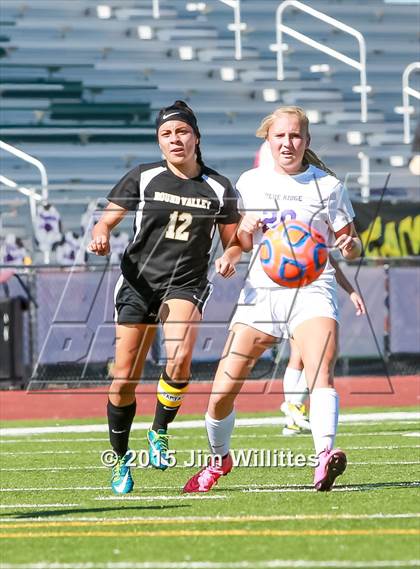 Thumbnail 1 in Round Valley vs. Blue Ridge (AIA Division 4 Final) photogallery.