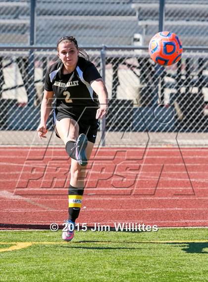 Thumbnail 3 in Round Valley vs. Blue Ridge (AIA Division 4 Final) photogallery.