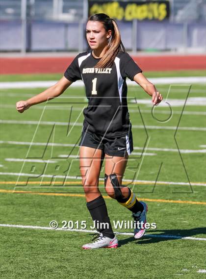 Thumbnail 3 in Round Valley vs. Blue Ridge (AIA Division 4 Final) photogallery.