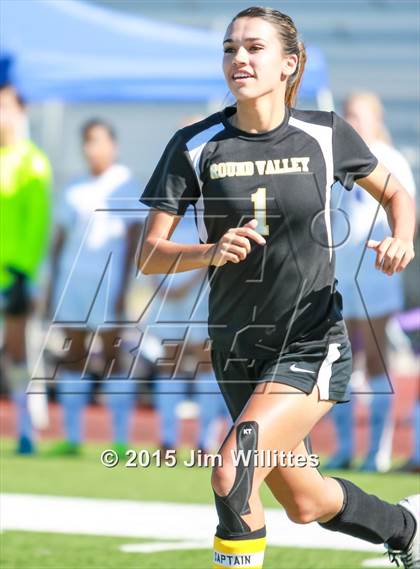 Thumbnail 2 in Round Valley vs. Blue Ridge (AIA Division 4 Final) photogallery.