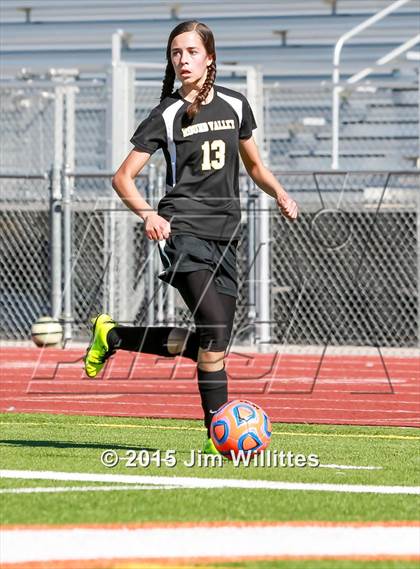 Thumbnail 3 in Round Valley vs. Blue Ridge (AIA Division 4 Final) photogallery.