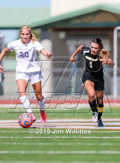 Thumbnail 3 in Round Valley vs. Blue Ridge (AIA Division 4 Final) photogallery.
