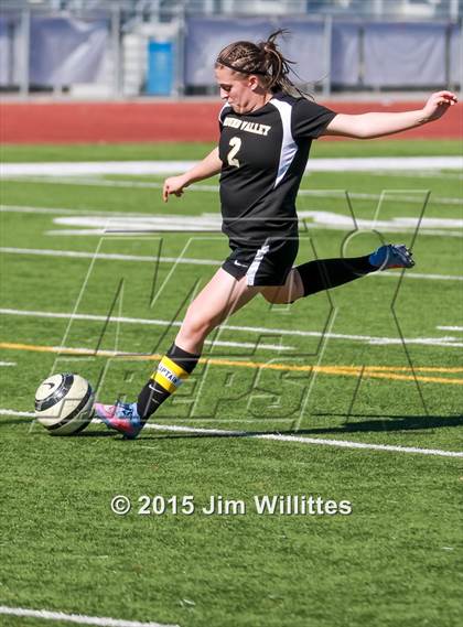 Thumbnail 3 in Round Valley vs. Blue Ridge (AIA Division 4 Final) photogallery.