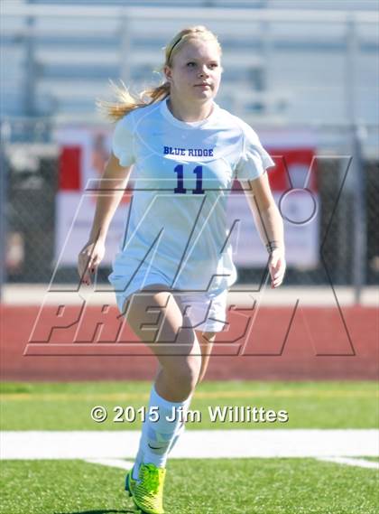 Thumbnail 2 in Round Valley vs. Blue Ridge (AIA Division 4 Final) photogallery.