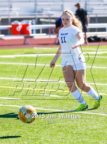 Thumbnail 2 in Round Valley vs. Blue Ridge (AIA Division 4 Final) photogallery.