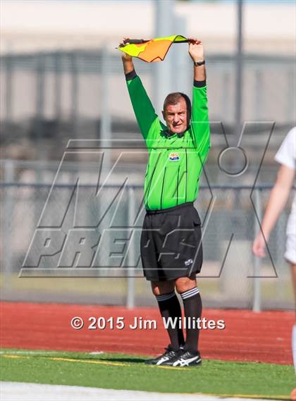 Thumbnail 2 in Round Valley vs. Blue Ridge (AIA Division 4 Final) photogallery.