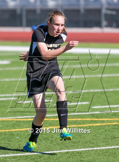 Thumbnail 2 in Round Valley vs. Blue Ridge (AIA Division 4 Final) photogallery.