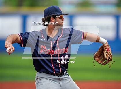 Thumbnail 1 in Notre Dame @ Parkview Baptist (LHSAA Division 3 Select Round 3) photogallery.