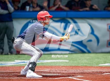 Thumbnail 3 in Notre Dame @ Parkview Baptist (LHSAA Division 3 Select Round 3) photogallery.