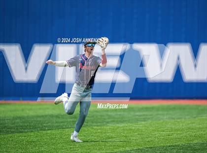 Thumbnail 2 in Notre Dame @ Parkview Baptist (LHSAA Division 3 Select Round 3) photogallery.