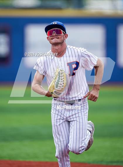 Thumbnail 2 in Notre Dame @ Parkview Baptist (LHSAA Division 3 Select Round 3) photogallery.