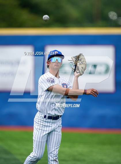 Thumbnail 2 in Notre Dame @ Parkview Baptist (LHSAA Division 3 Select Round 3) photogallery.