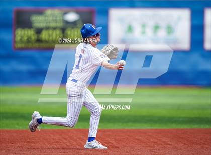 Thumbnail 3 in Notre Dame @ Parkview Baptist (LHSAA Division 3 Select Round 3) photogallery.