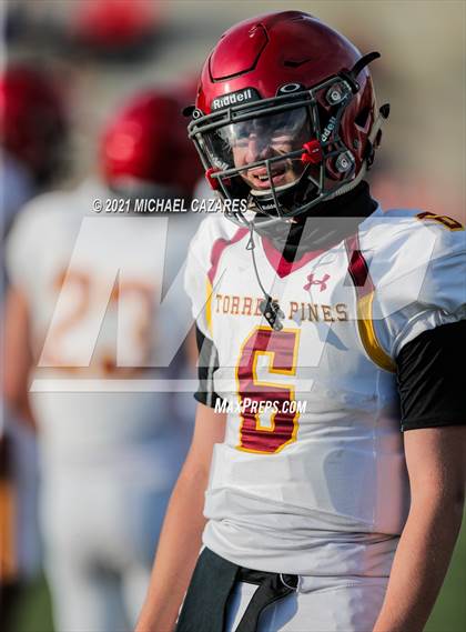 Thumbnail 1 in Cathedral Catholic @ Torrey Pines photogallery.