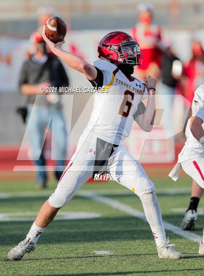 Thumbnail 1 in Cathedral Catholic @ Torrey Pines photogallery.