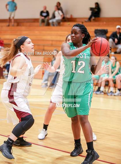 Thumbnail 3 in West Brunswick vs. Dixon photogallery.