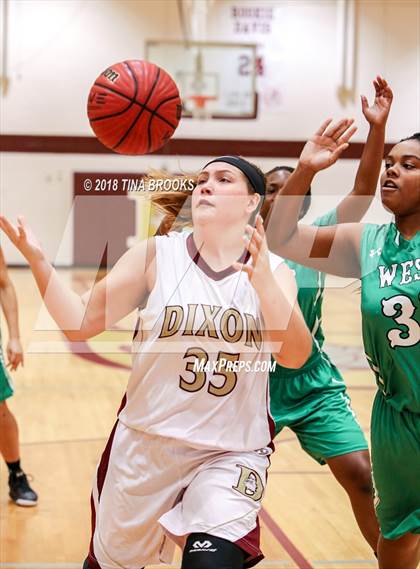 Thumbnail 2 in West Brunswick vs. Dixon photogallery.