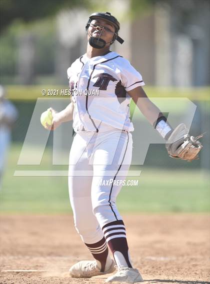 Thumbnail 2 in Torrance @ Aliso Niguel photogallery.