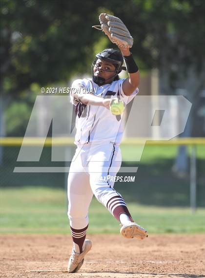 Thumbnail 1 in Torrance @ Aliso Niguel photogallery.