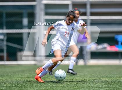 Thumbnail 1 in McAllen vs Lake Travis (Class 6A Region 4 Final) photogallery.