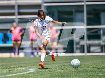 Thumbnail 1 in McAllen vs Lake Travis (Class 6A Region 4 Final) photogallery.