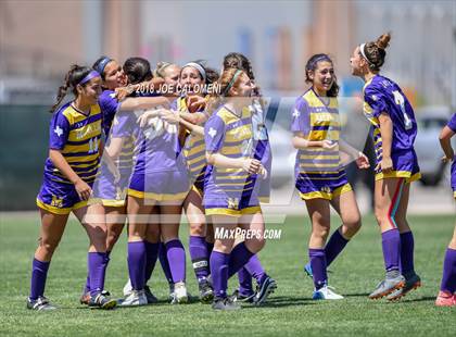 Thumbnail 3 in McAllen vs Lake Travis (Class 6A Region 4 Final) photogallery.