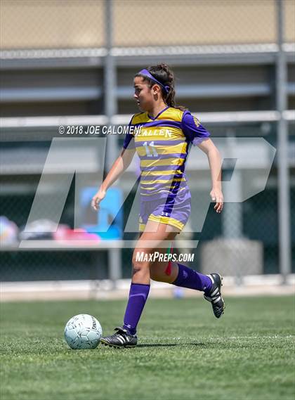 Thumbnail 1 in McAllen vs Lake Travis (Class 6A Region 4 Final) photogallery.