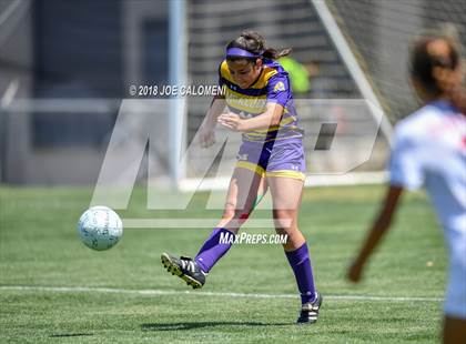 Thumbnail 2 in McAllen vs Lake Travis (Class 6A Region 4 Final) photogallery.