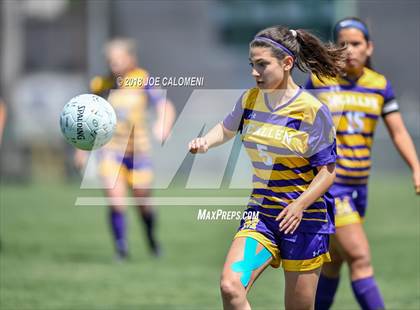 Thumbnail 1 in McAllen vs Lake Travis (Class 6A Region 4 Final) photogallery.