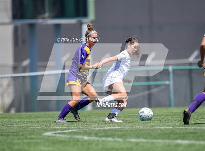 Thumbnail 3 in McAllen vs Lake Travis (Class 6A Region 4 Final) photogallery.