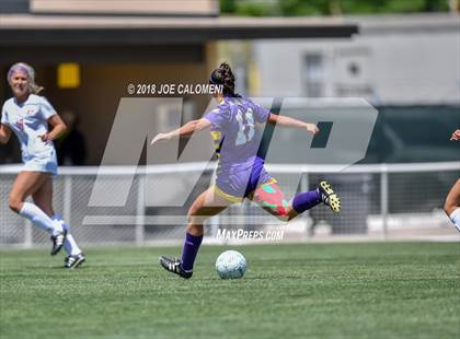 Thumbnail 1 in McAllen vs Lake Travis (Class 6A Region 4 Final) photogallery.