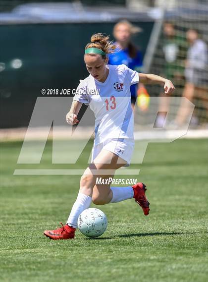 Thumbnail 2 in McAllen vs Lake Travis (Class 6A Region 4 Final) photogallery.