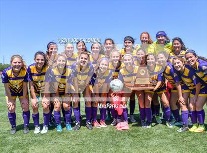 Thumbnail 3 in McAllen vs Lake Travis (Class 6A Region 4 Final) photogallery.