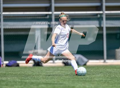 Thumbnail 1 in McAllen vs Lake Travis (Class 6A Region 4 Final) photogallery.