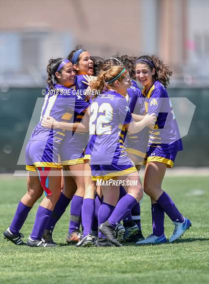 Thumbnail 3 in McAllen vs Lake Travis (Class 6A Region 4 Final) photogallery.