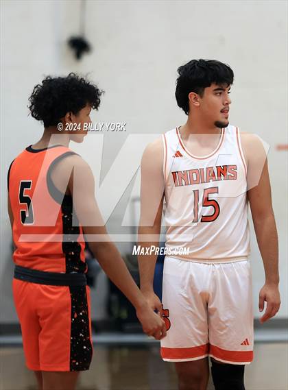 Thumbnail 1 in Grand Saline vs Gilmer photogallery.