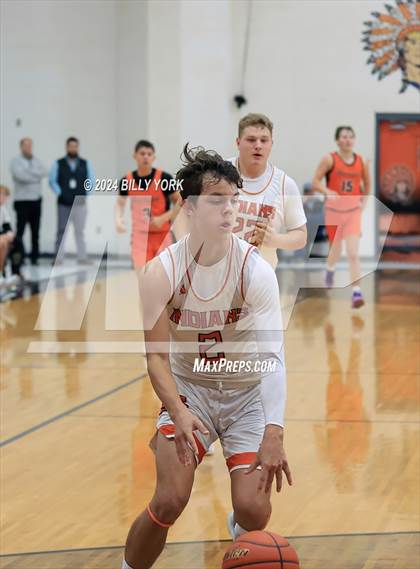 Thumbnail 2 in Grand Saline vs Gilmer photogallery.