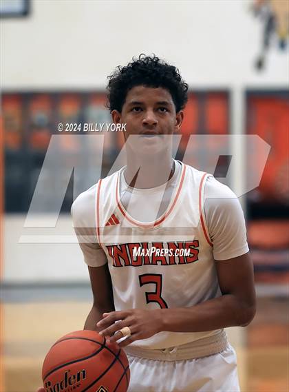 Thumbnail 2 in Grand Saline vs Gilmer photogallery.