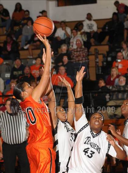 Thumbnail 3 in Mt. Vernon vs. Carbondale photogallery.