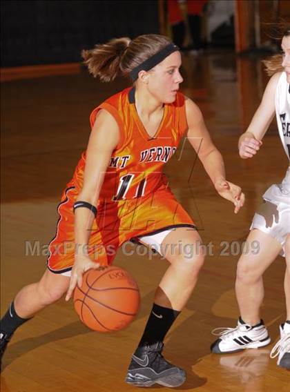 Thumbnail 1 in Mt. Vernon vs. Carbondale photogallery.