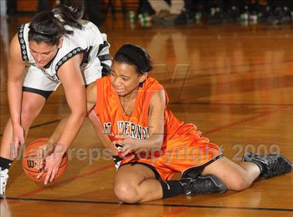 Thumbnail 2 in Mt. Vernon vs. Carbondale photogallery.