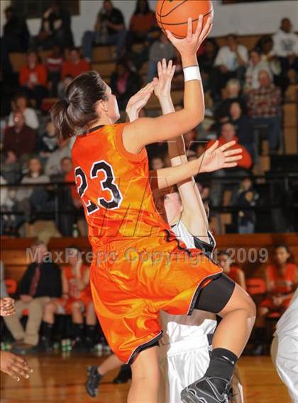 Thumbnail 2 in Mt. Vernon vs. Carbondale photogallery.