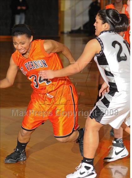Thumbnail 3 in Mt. Vernon vs. Carbondale photogallery.