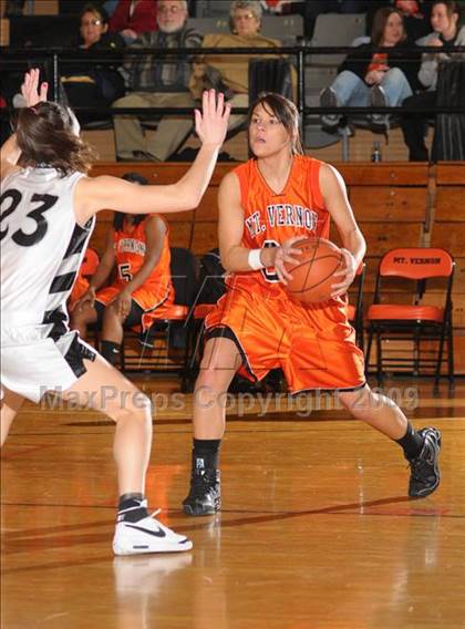 Thumbnail 3 in Mt. Vernon vs. Carbondale photogallery.