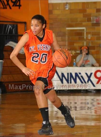 Thumbnail 1 in Mt. Vernon vs. Carbondale photogallery.