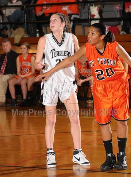 Thumbnail 1 in Mt. Vernon vs. Carbondale photogallery.